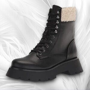 New Women’s Black Faux Leather Combat Boots with Shearling Lining Size: 6